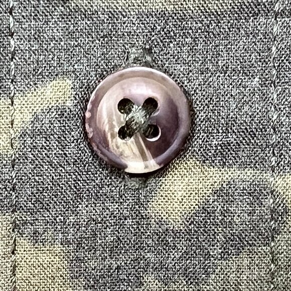 Vintage The North Face Blue Tab Green Camo Button Down Shirt - Picture 3 of 10